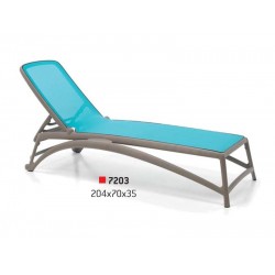 Polypropylene deck chair